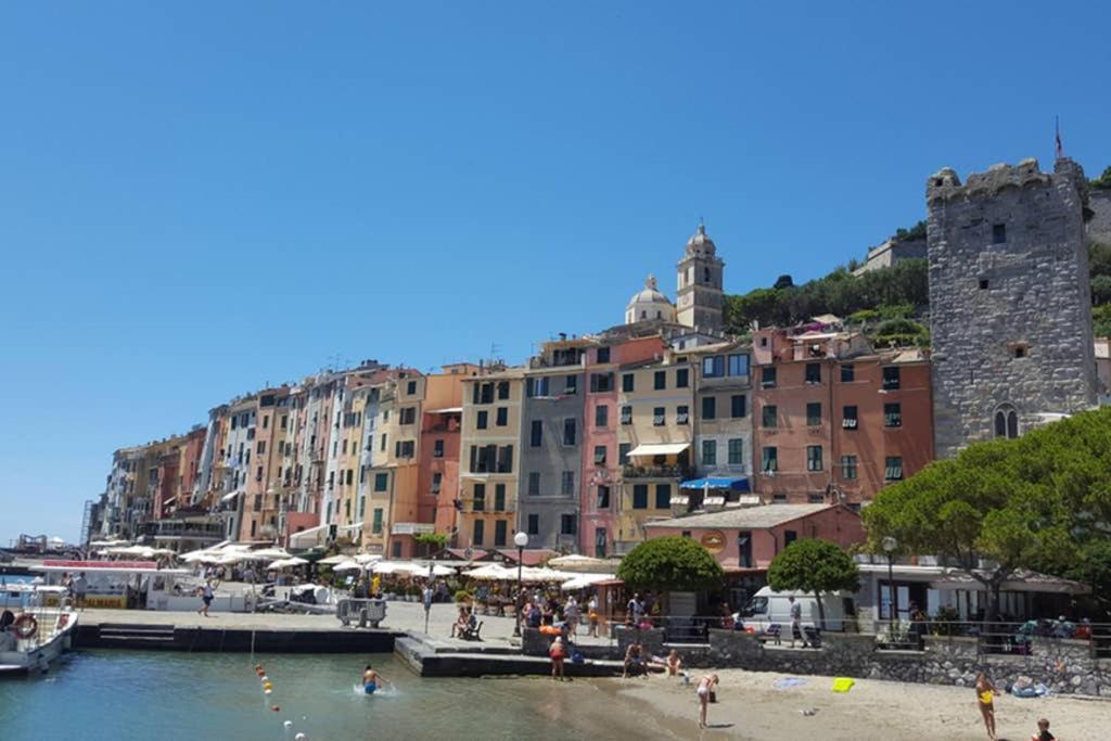 Infinity Blue Apartment Porto Venere Bagian luar foto